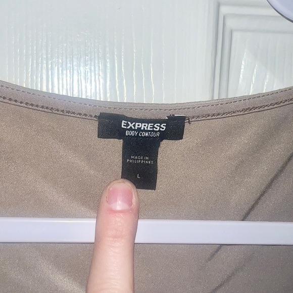 Express Body Contour Silky V-neck Tank Bodysuit - Picture 2 of 3